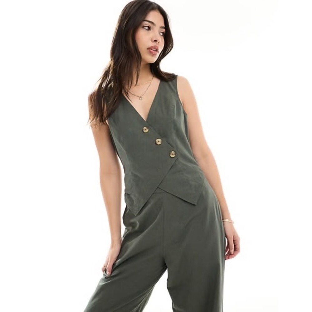 NWT ASOS DESIGN Khaki Green Asymmetric Vest 2 in 1 Wide Leg Jumpsuit US 14